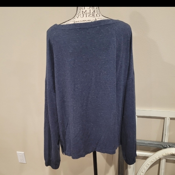 Soma Weekend Womens SZ XL Soft Boatneck, long sleeve w/elastic at wrists, Top - Picture 4 of 9